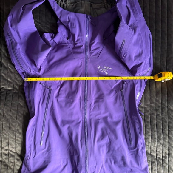 Arc'teryx Sentinel Gore Tex Jacket - Picture 7 of 8